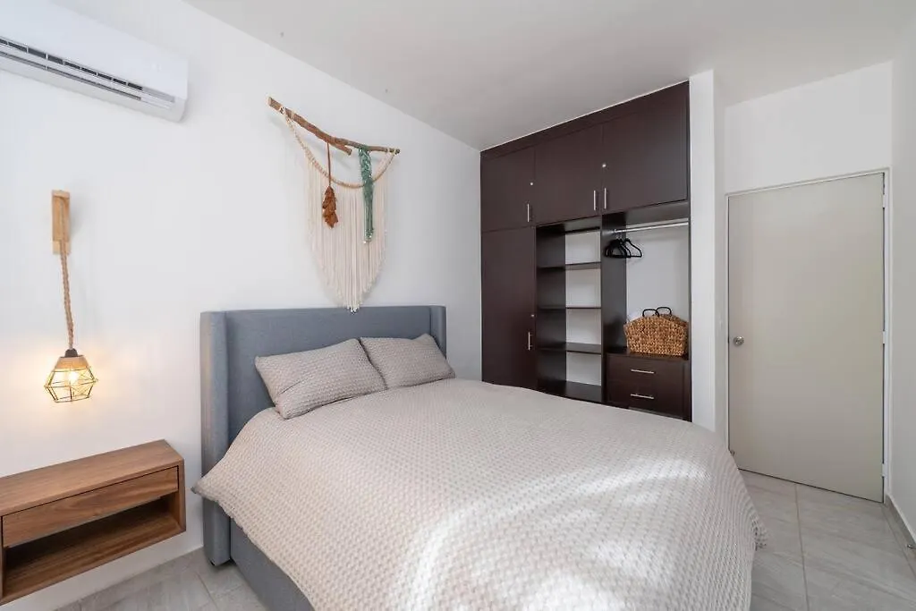 The Smurfs Townhome. Pool / Free Parking. Puerto Morelos Meksyk
